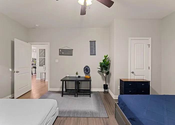 Vakantiehuis Casa De Solicitas, Near Stockyards, Sleeps 15!