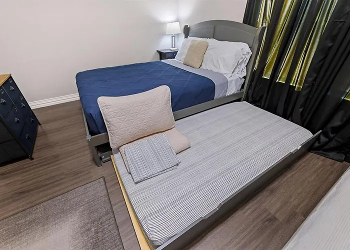 Vakantiehuis Casa De Solicitas, Near Stockyards, Sleeps 15! Fort Worth