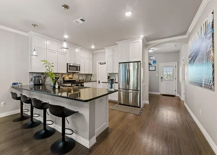 Vakantiehuis Casa De Solicitas, Near Stockyards, Sleeps 15!